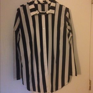 H&M long button up top