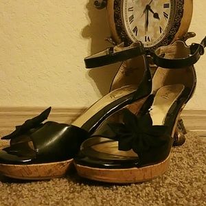 Black Sandals/Heels