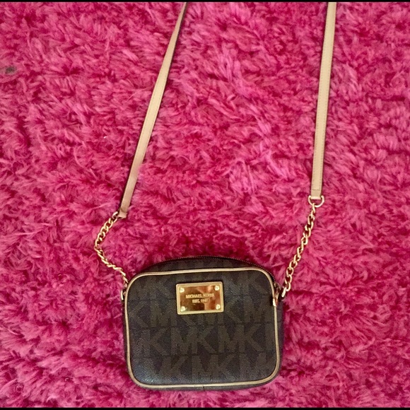 Michael Kors Jet Set Crossbody