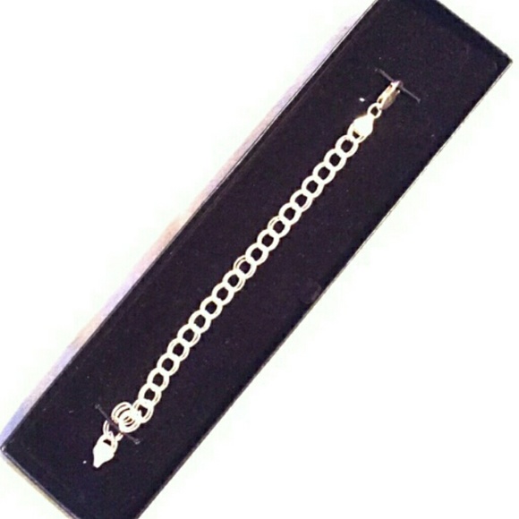 Hi there , here is the bracelet