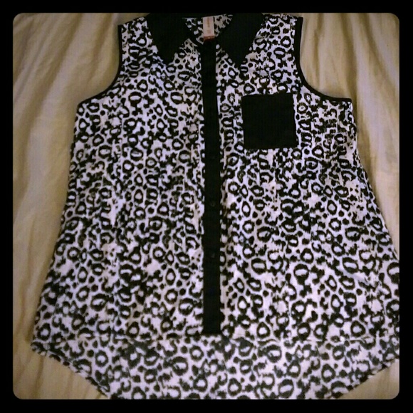 No Boundaries Tops - High-Low Leopard Print Tank