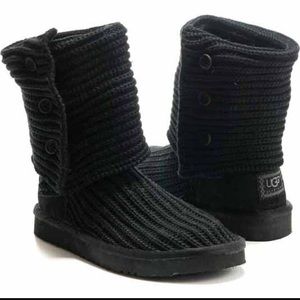 Black Knit Uggs