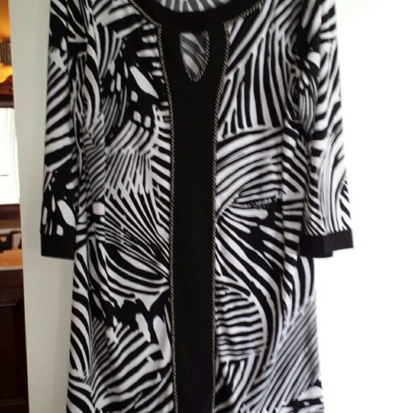 Style  &  Co  Zebra  Print long tunic  top size 1X