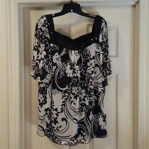 Gorgeous sequined blouse