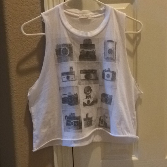 Brandy Melville Camera Tank - Picture 2 of 2
