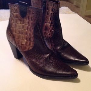Loriblu short boots! Awesome xmas gift