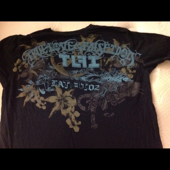 True Love And False Idols Tee - Picture 2 of 2