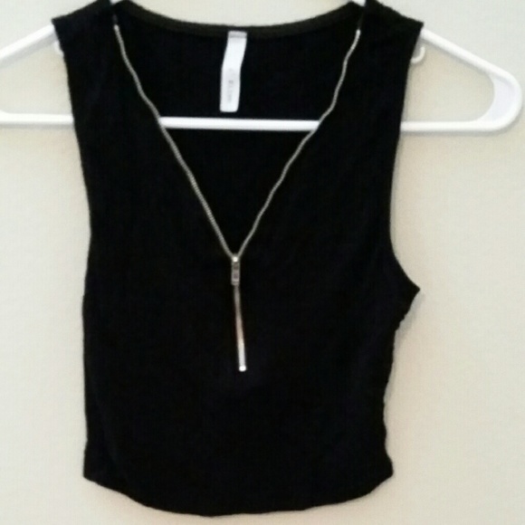 Ribbed Knit Zip Crop top.
