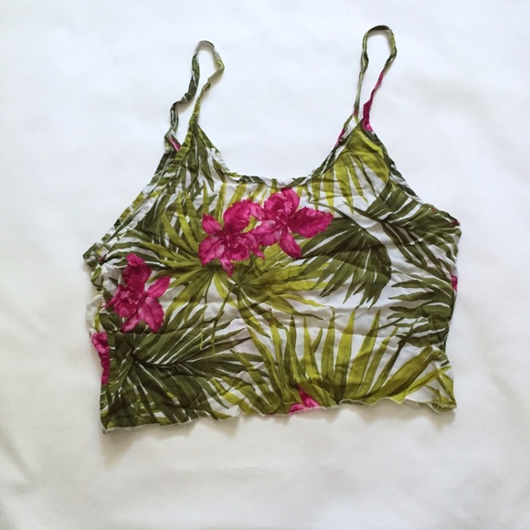 Brandy Melville Floral Tank - Picture 2 of 3