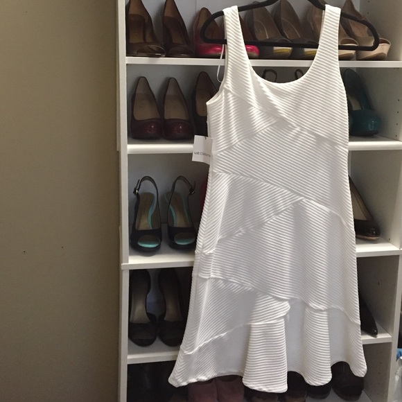 Adorable white dress NWT!