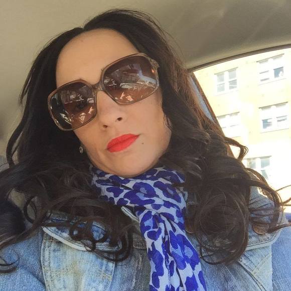 Meet your Posher, Patricia - Picture 1 of 1