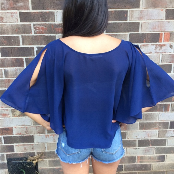 SOLD Chiffon Top - Picture 3 of 4