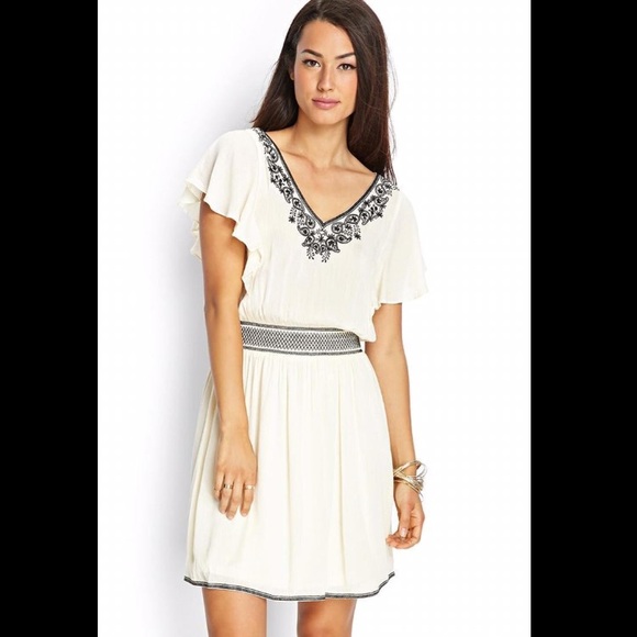 🌸Vintage Cream Dress with Black Embroidering🌸