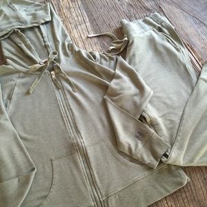 Victoria Secret Lounge Set