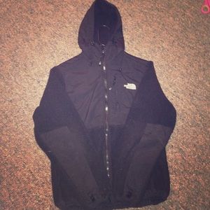 black fleece north face with hood