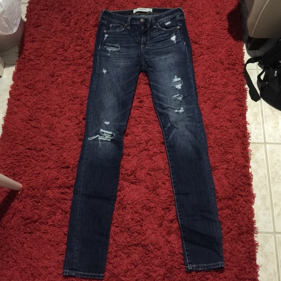 High waisted dark washed jeans