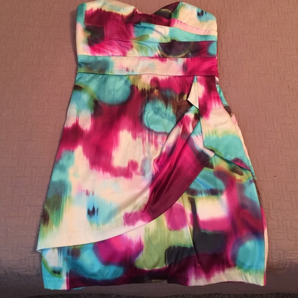 Colorful strapless dress!
