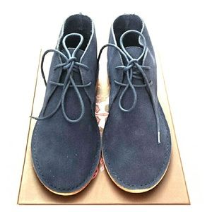 New Gee Wawa Boots, Blue, Size 6