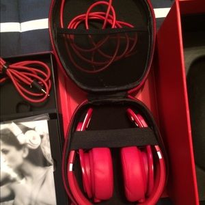 Beats by dre "mixr"