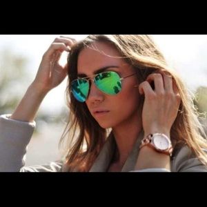 | Ray-Ban | blue green large aviators