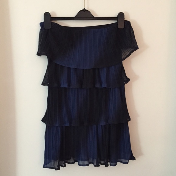 tiered navy dress