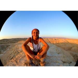 Meet your Posher, Carly