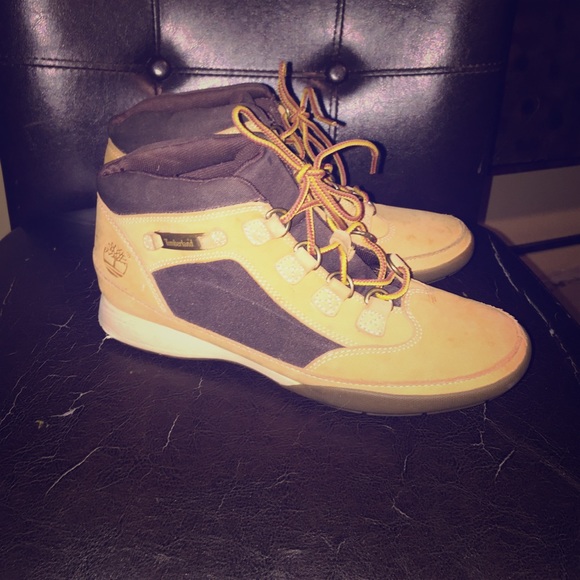 Timberlands made with real leather size5 M