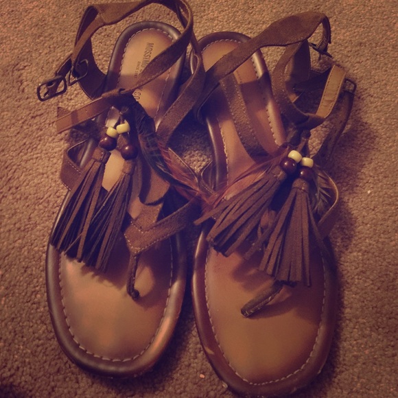 Strappy feather boho Aztec native sandals