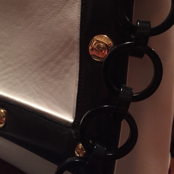 St. John handbag - Picture 3 of 3