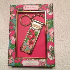 Lilly Key Fob in Big Flirt