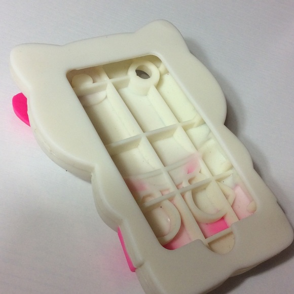 iPhone 3 case - Picture 2 of 4