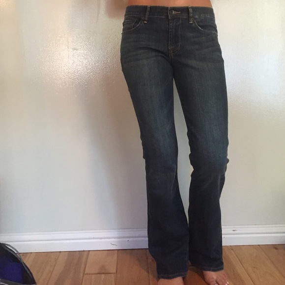 LUCKY BRAND BELL-BOTTOMS (model 5'6")