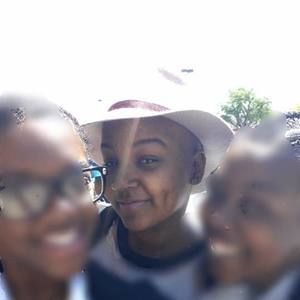 Meet your Posher, Alyssa