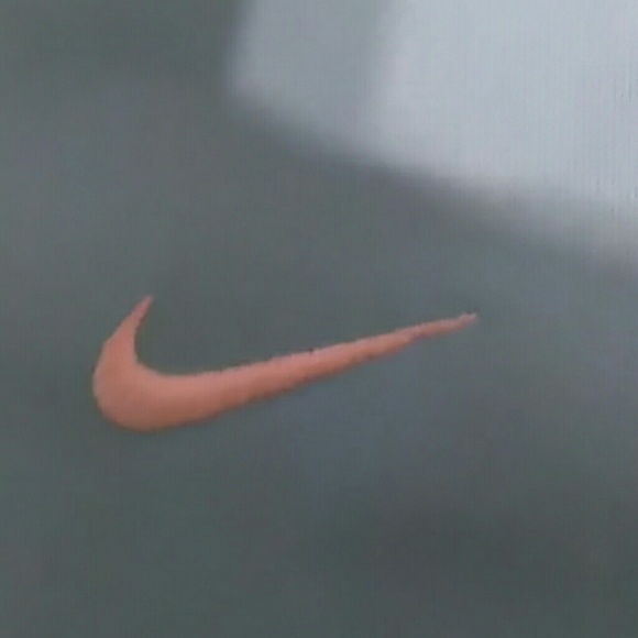 Nike jacket - Picture 2 of 3