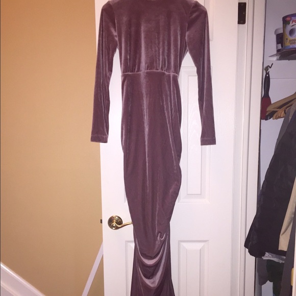 Nicole bakti velvet gown