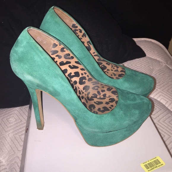 Jessica Simpson Pumps