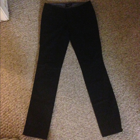 American Eagle black skinny pants