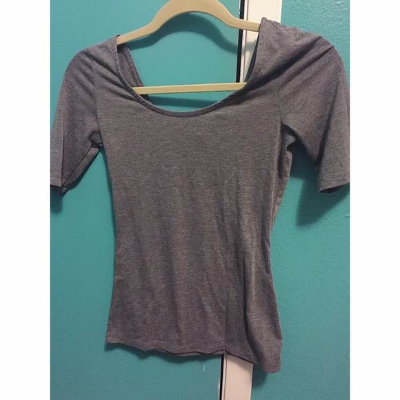 Gray scoop neck tee