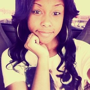 Meet your Posher, Andria