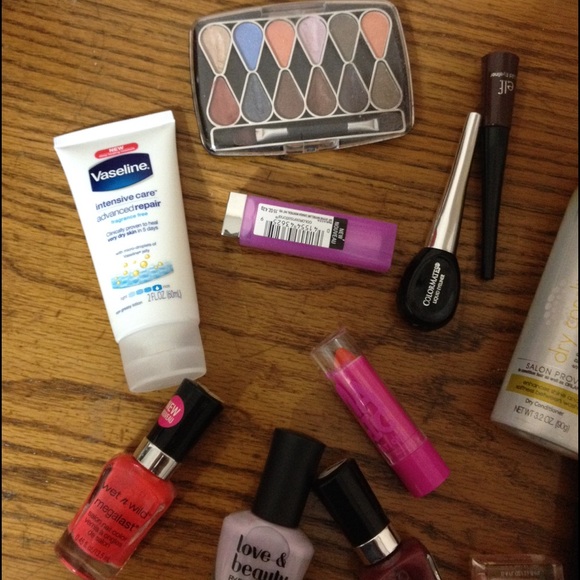 Sold - Picture 2 of 3