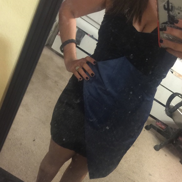 Bcbg. Two toned cocktail dress - Picture 2 of 2