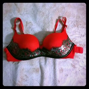 Victoria's Secret red Knockout Balconet Bra 34B