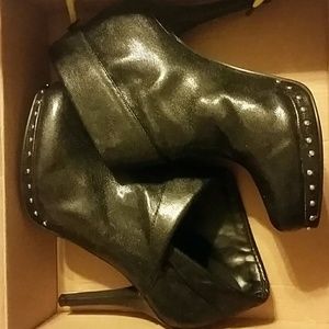 Charlotte Russe Black heals