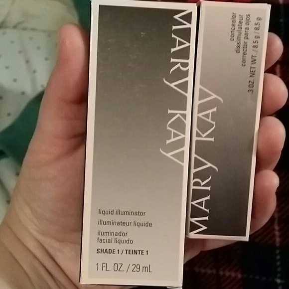 Concealer and liquid illuminator