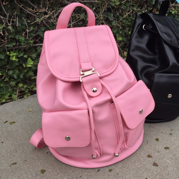 Pink faux leather backpack - Picture 1 of 2