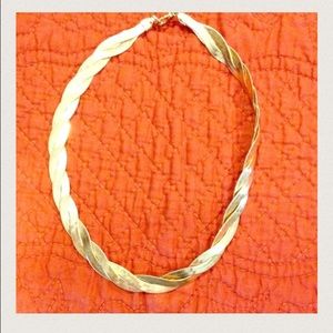 Avon gold plated necklace