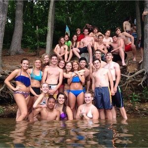 Meet your Posher, Tia