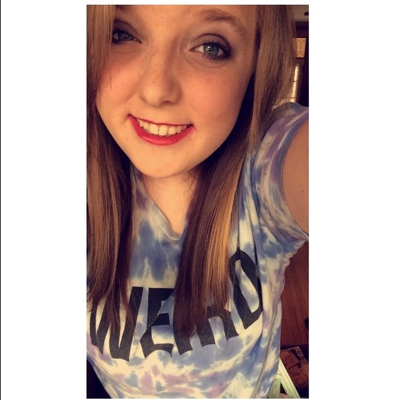 Meet your Posher, Lydia