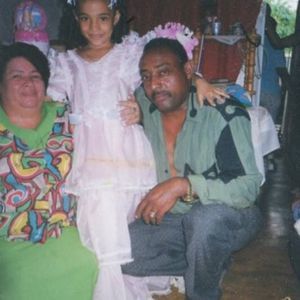 Meet your Posher, Yesenia