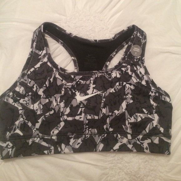 NWT Nike Sports Bra